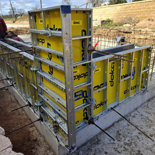 Alquiler-encofrado-de-muro-ligero