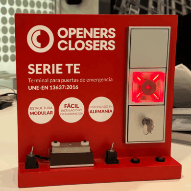 UNIC: Instal·lador Qualificat per al Muntatge del Sistema Autoritzat de Bloqueig de Sortides d’Emergència