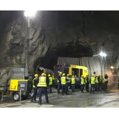 Treballs nocturns a l’exterior: les millors solucions d’il·luminació per garantir la seguretat i la visibilitat