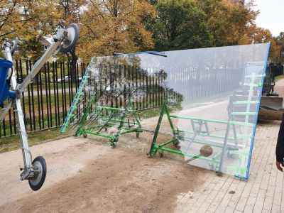 alquiler-carro-inclinable-cristales