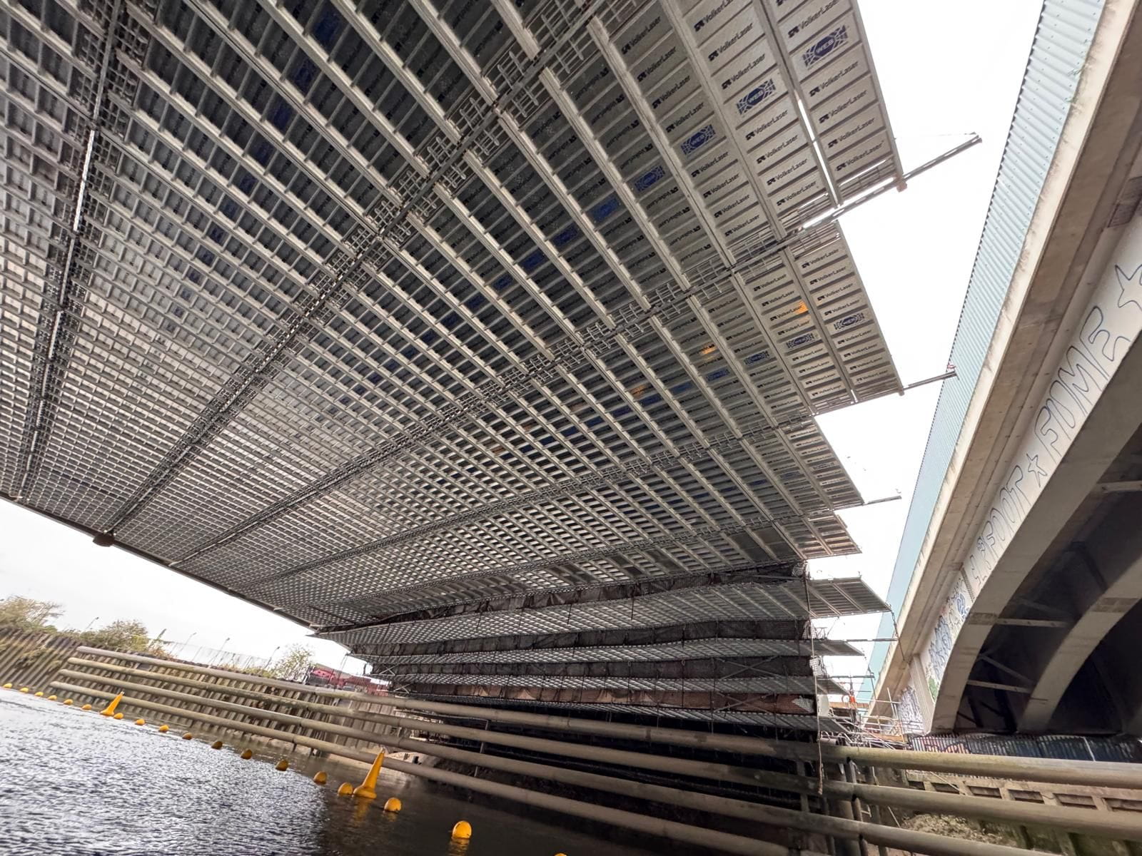 Acceso Suspendido Puente